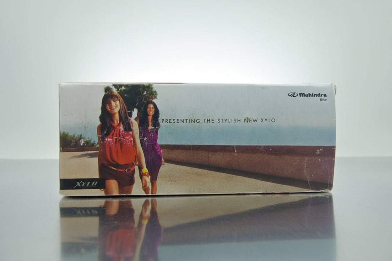 Mahindra Xylo Diecast Scale Model Car (1:32 Scale) - Official Licensed Merchandise 1st Genaration